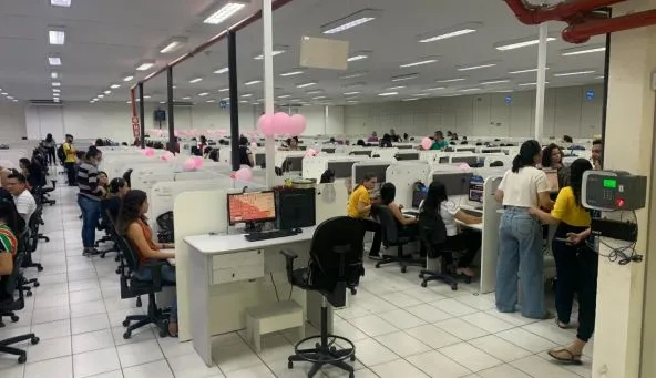 Imagens internas da estrutura da empresa conceito RC